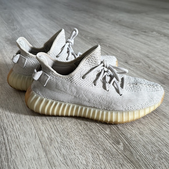 Yeezy 350 Sesame - Picture 1 of 5